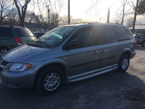 2003 Dodge Grand Caravan for sale at Antique Motors in Plymouth IN