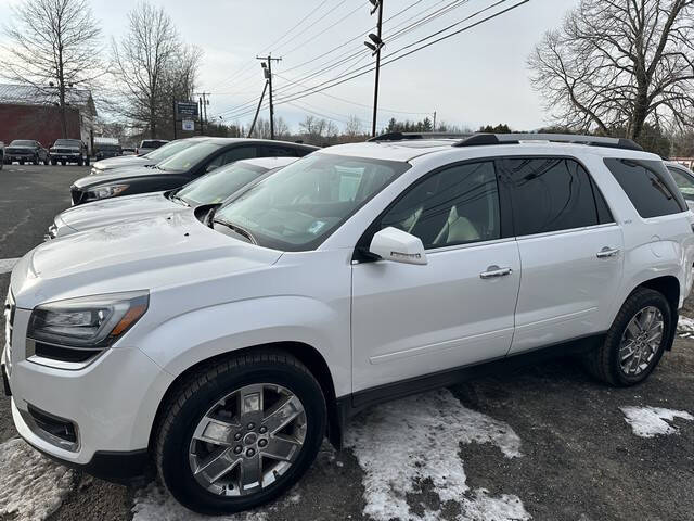 2017 GMC Acadia Limited Base's photo