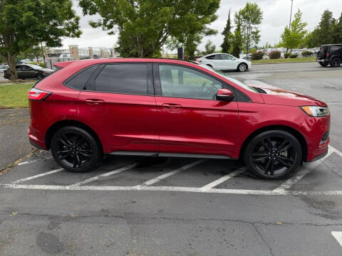 2022 Ford Edge ST
