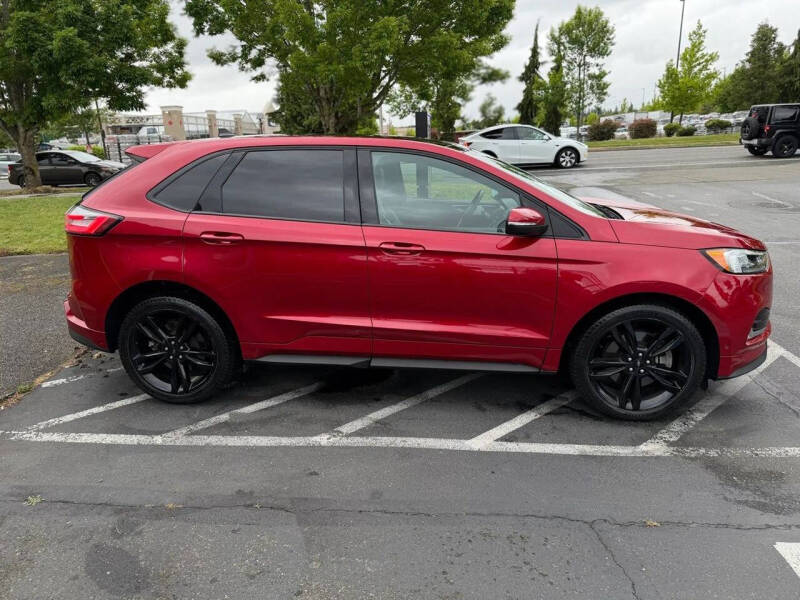 2022 Ford Edge ST
