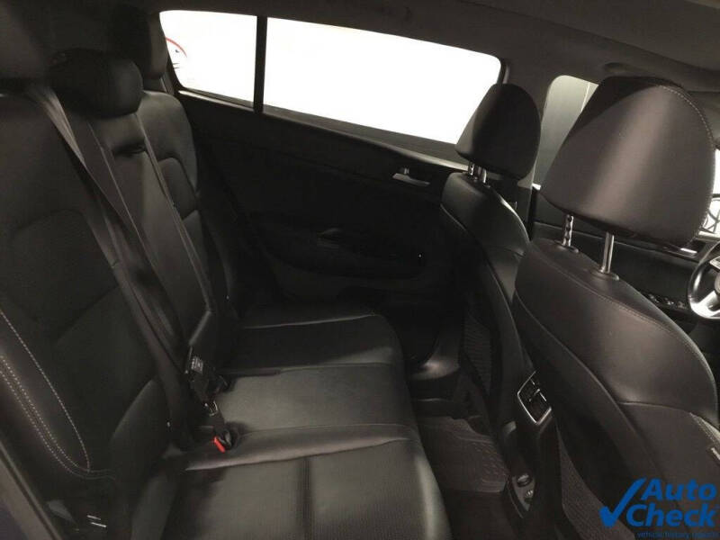 2022 Kia Sportage EX
