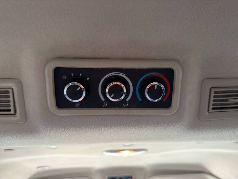 2016 Chevrolet Express LT 2500