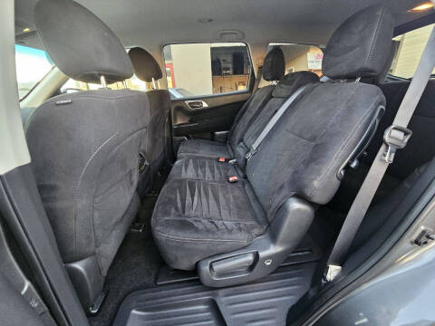 2016 Nissan Pathfinder S