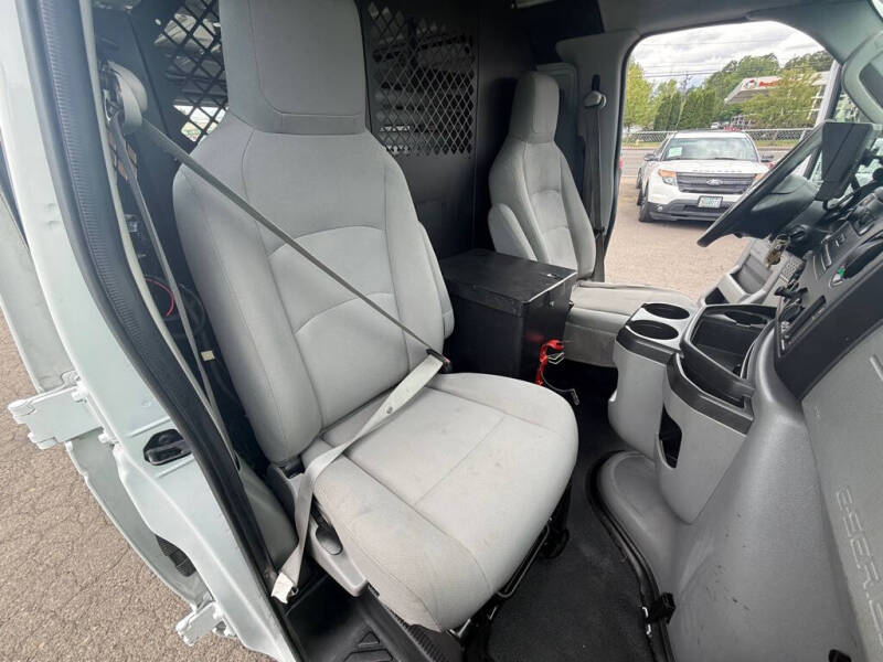 2012 Ford E-Series E-150