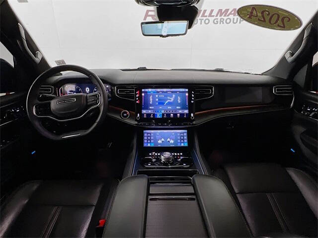 2024 Jeep Grand Wagoneer Obsidian