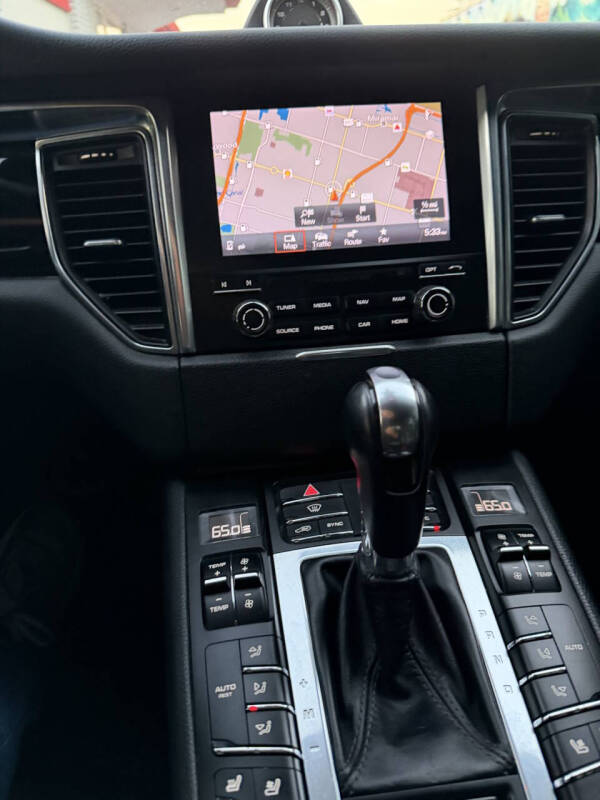 2018 Porsche Macan S