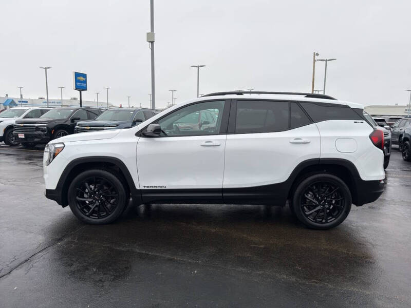 2023 GMC Terrain SLE