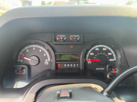 2010 Ford E-Series E-350 SD XLT