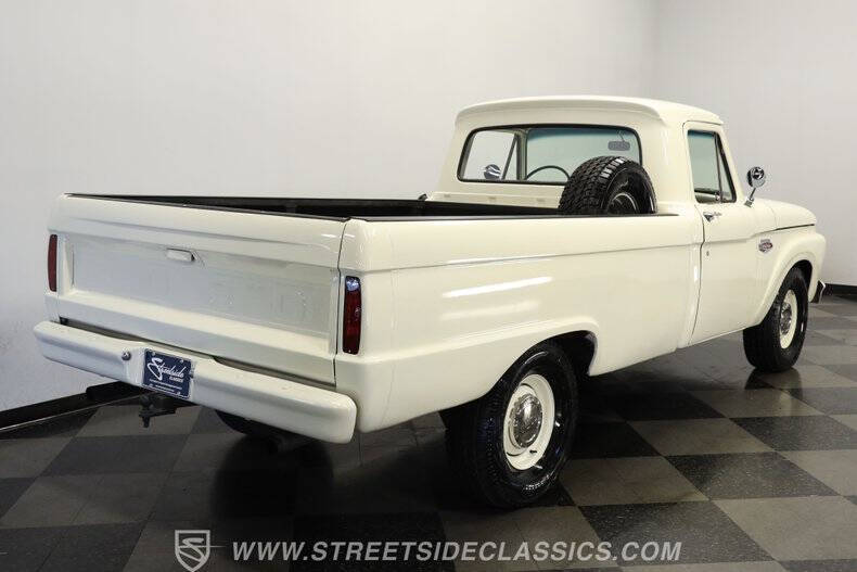 1965 Ford F-100