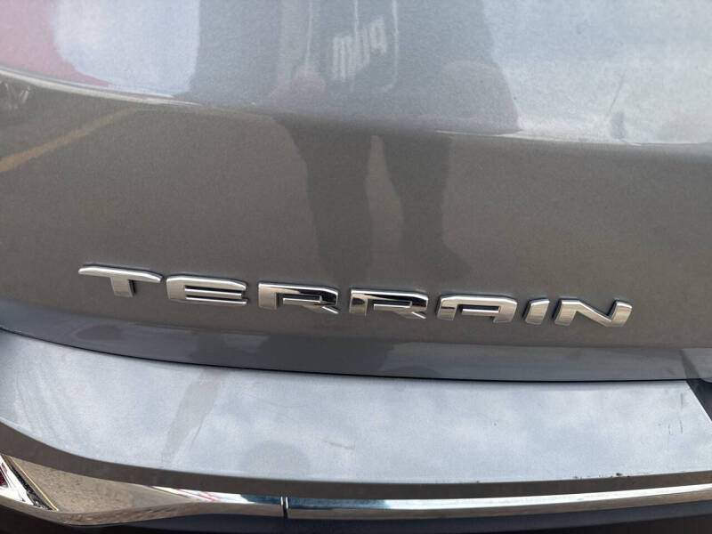 2024 GMC Terrain SLT