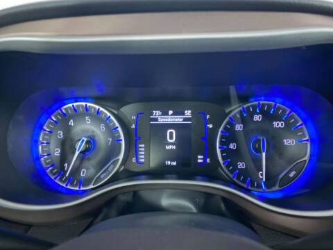 2024 Chrysler Voyager LX