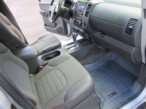 2010 Nissan Frontier LE