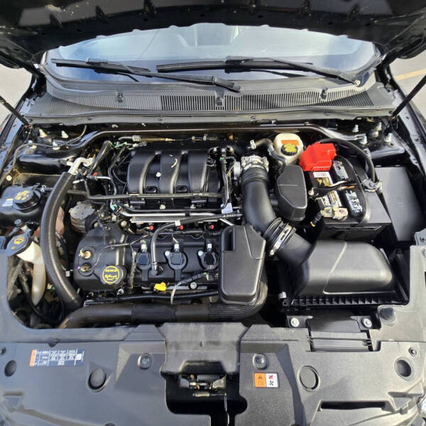 2017 Ford Taurus Limited