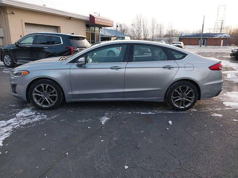 2020 Ford Fusion SEL