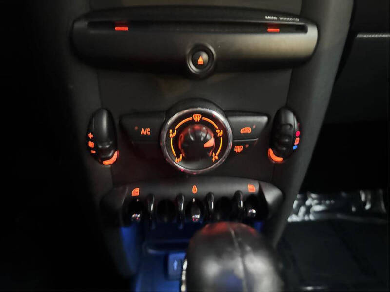 2013 MINI Clubman Cooper