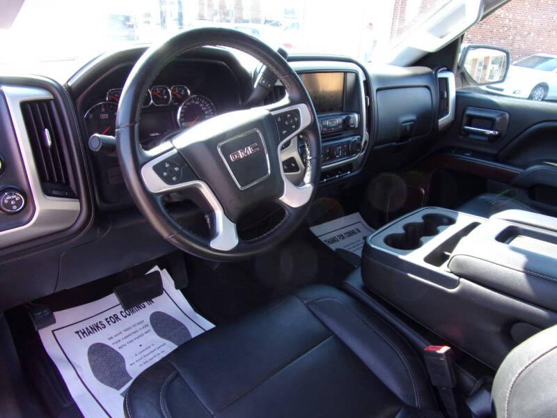 2015 GMC Sierra 2500HD SLT photo 10