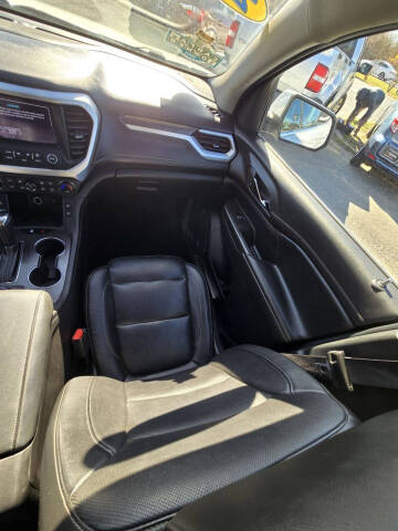 2019 GMC Acadia SLT-1