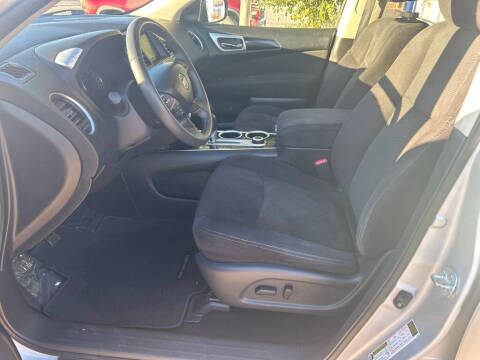 2016 Nissan Pathfinder S