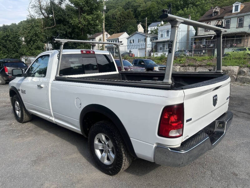 2014 RAM 1500 SLT