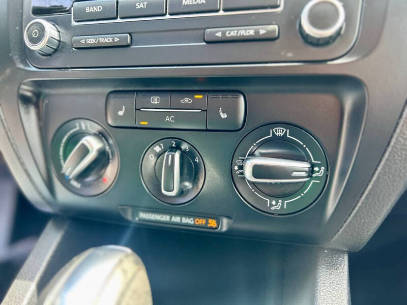 2012 Volkswagen Jetta