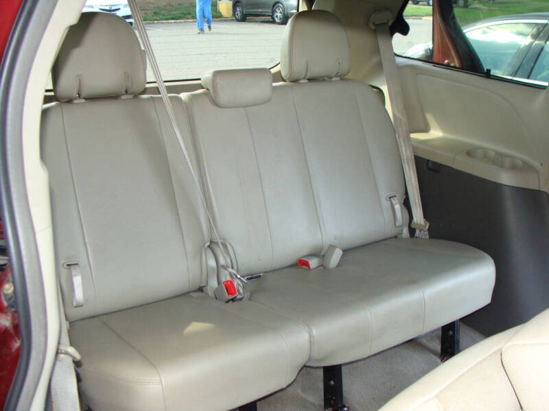 2014 Toyota Sienna