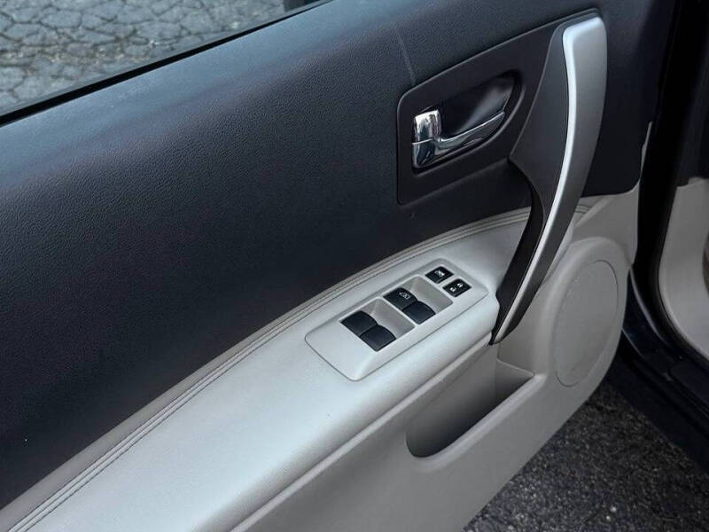 2008 Nissan Rogue SL