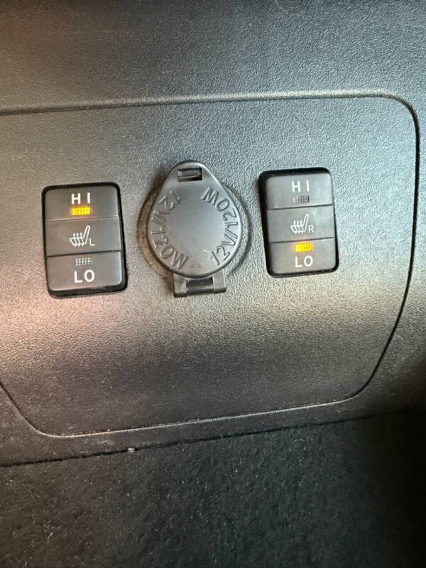 2014 Toyota Prius Plug-in Hybrid