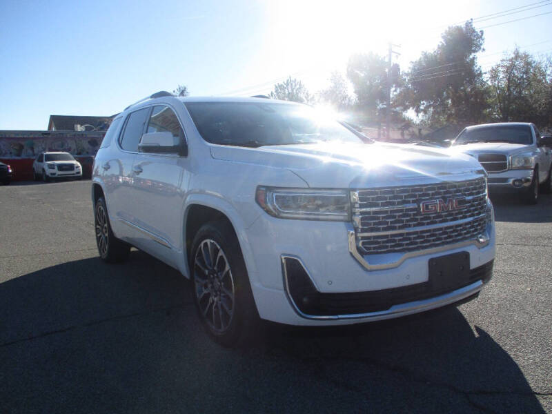 2020 GMC Acadia Denali