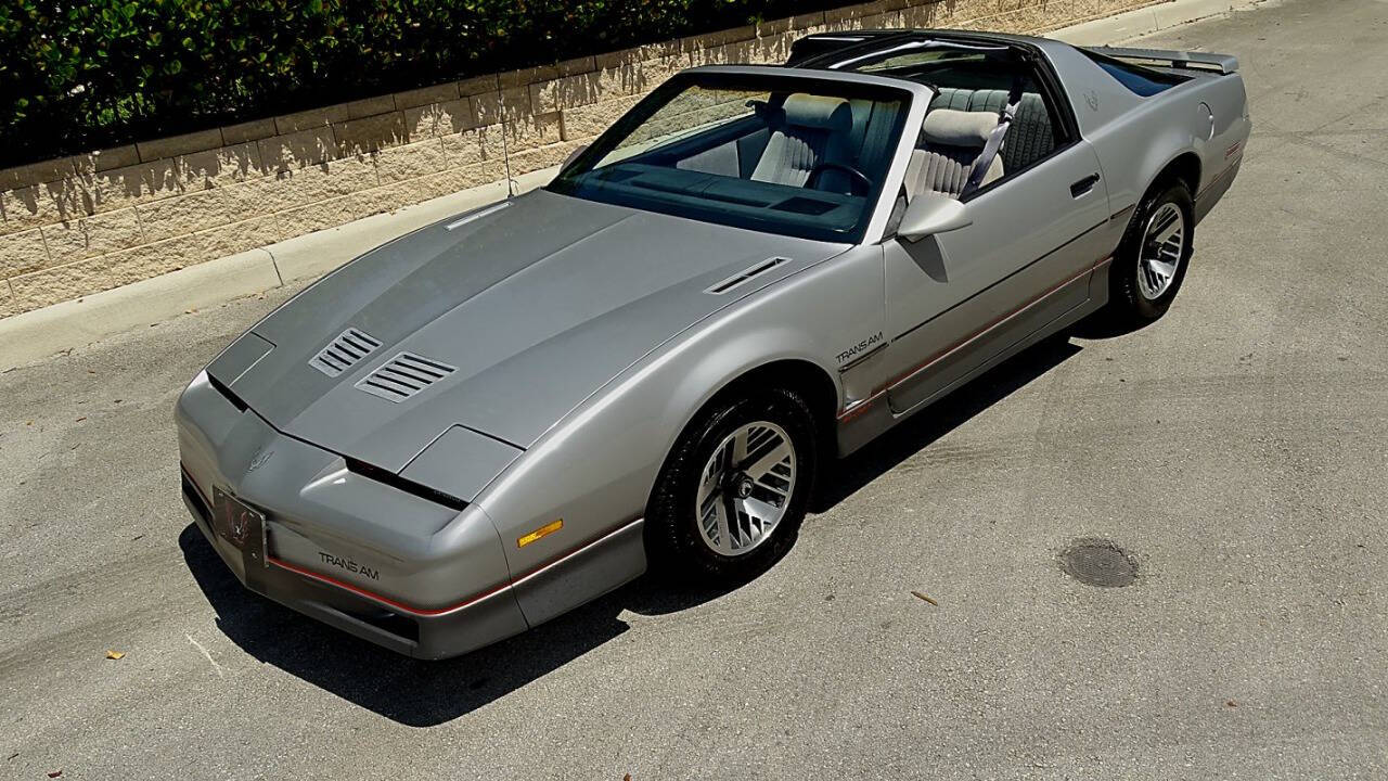 1985 Pontiac Firebird 1