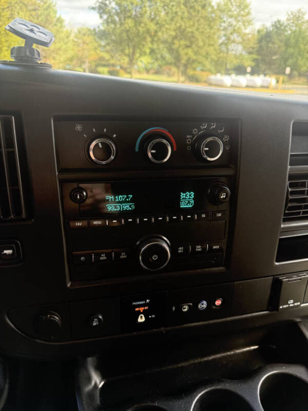 2019 Chevrolet Express 2500