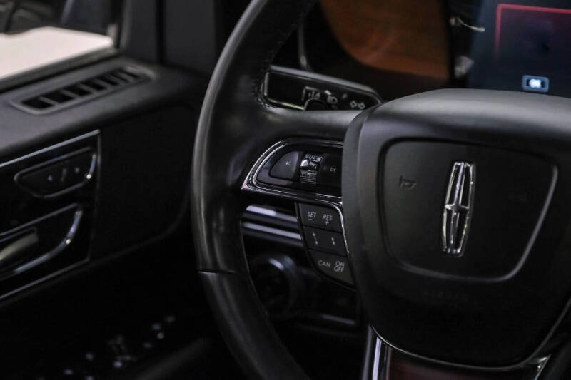 2018 Lincoln Navigator Select