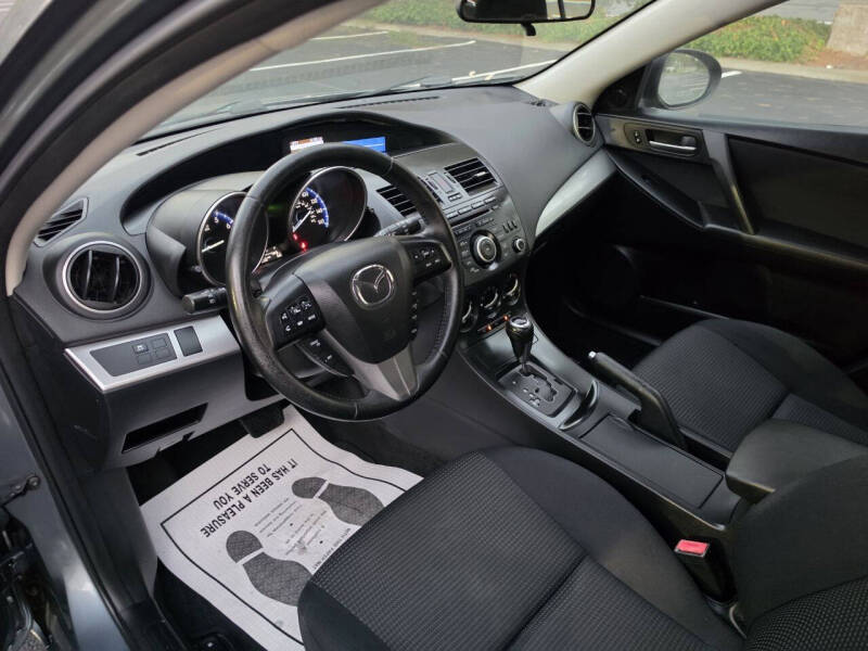 2012 Mazda MAZDA3 i Touring