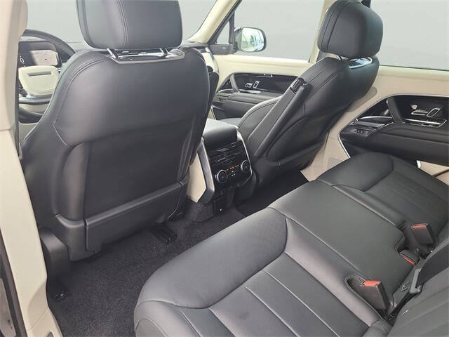 2024 Land Rover Range Rover P400 SE