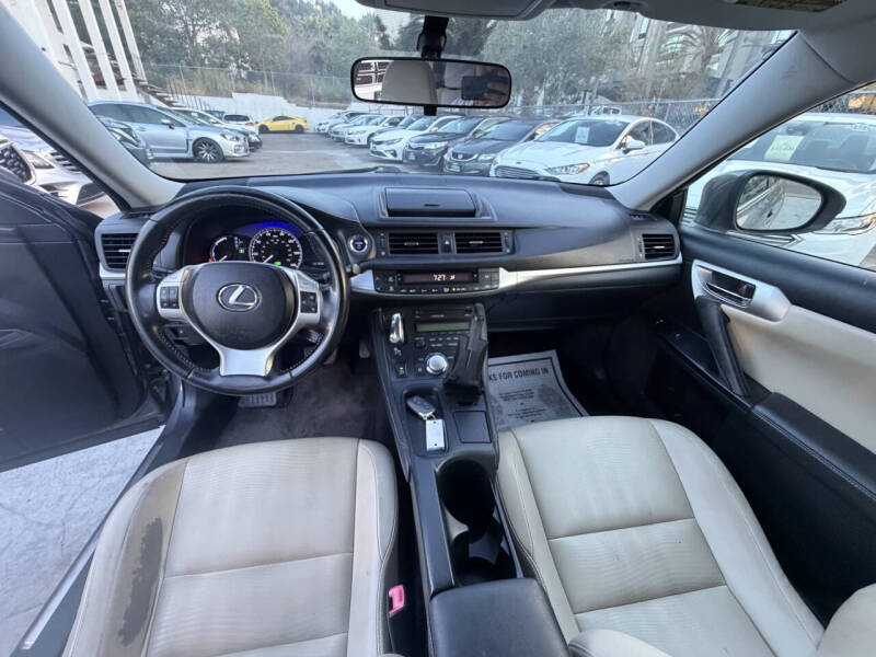 2012 Lexus CT 200h Premium