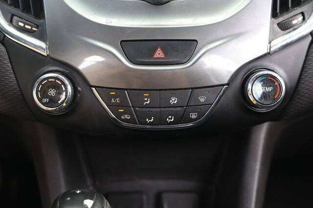 2017 Chevrolet Cruze LT Auto
