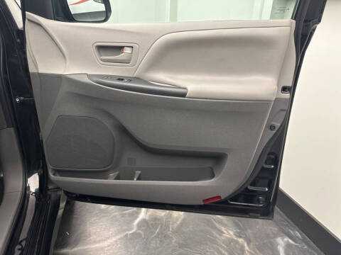 2020 Toyota Sienna L 7-Passenger