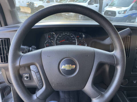 2023 Chevrolet Express 2500