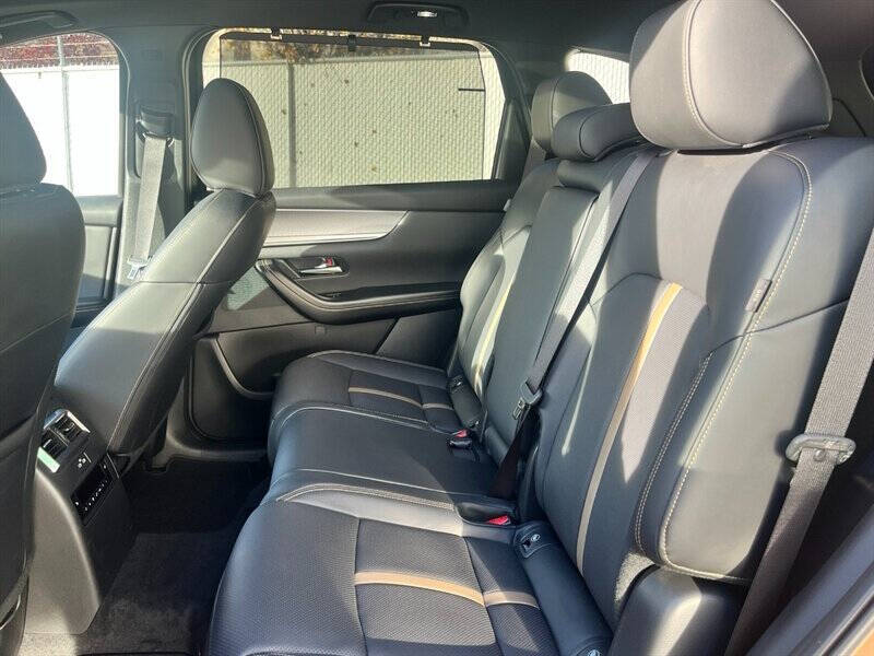 2025 Mazda CX-70 Plug-in Hybrid Premium Plus