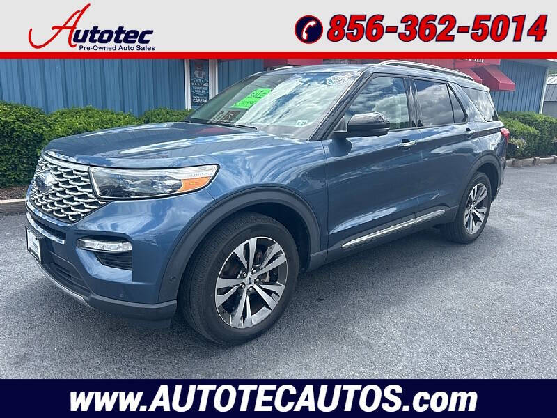2020 Ford Explorer Platinum's photo
