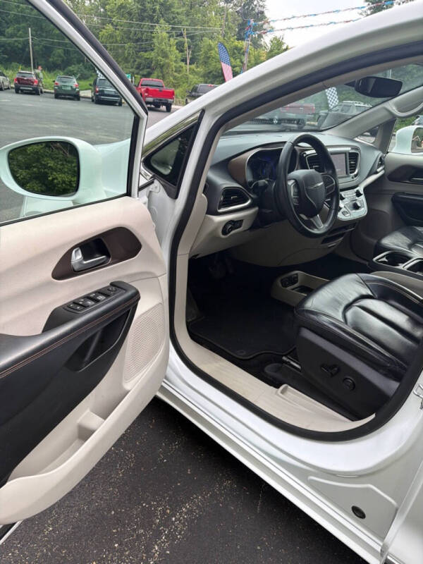 2018 Chrysler Pacifica Touring L