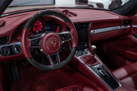 2019 Porsche 911 Carrera 4S