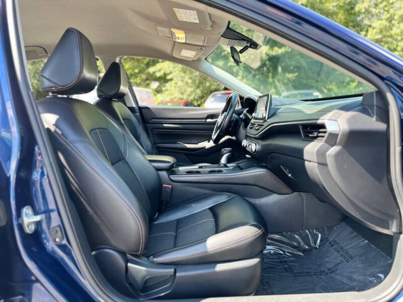 2021 Nissan Altima 2.5 SR