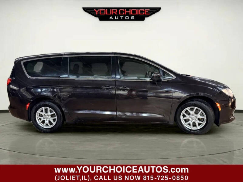 2017 Chrysler Pacifica Touring