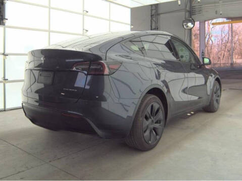 2025 Tesla Model Y Long Range