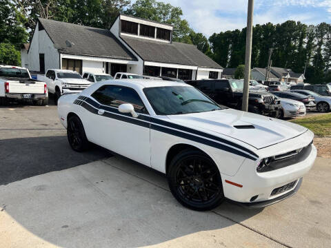 2015 Dodge Challenger SXT