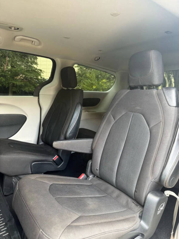 2017 Chrysler Pacifica Touring