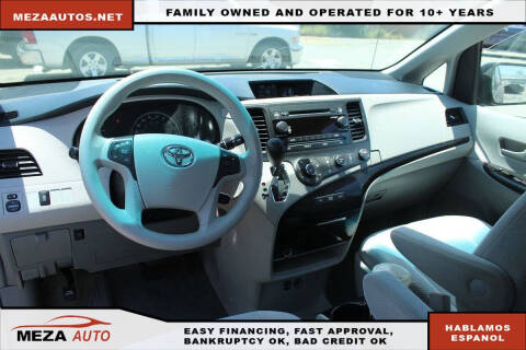 2012 Toyota Sienna