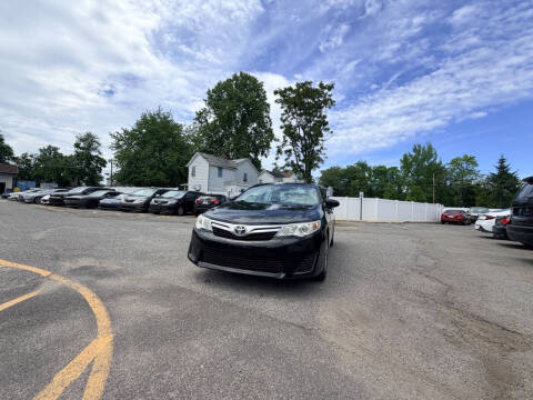 2014 Toyota Camry LE
