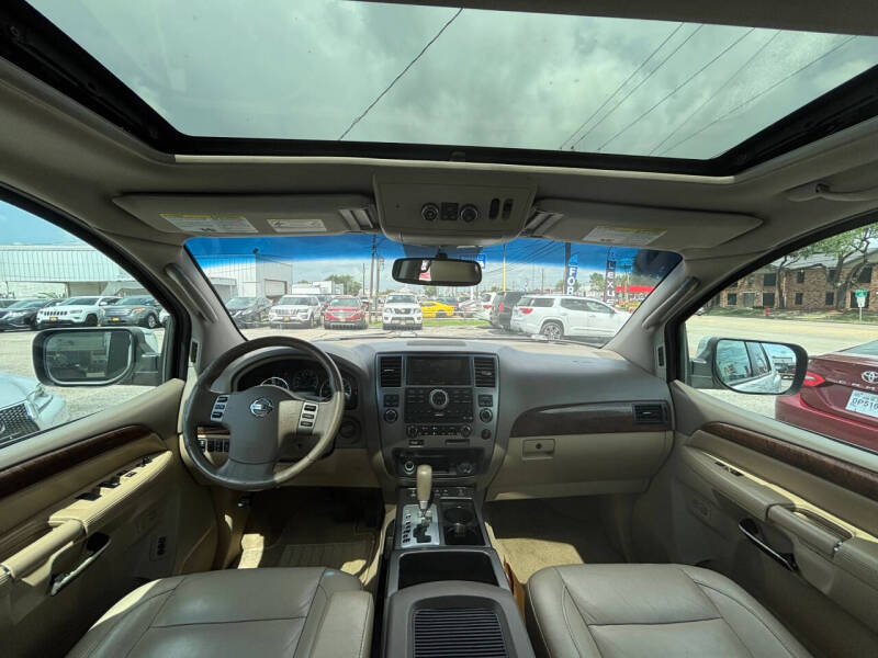 2011 Nissan Armada Platinum