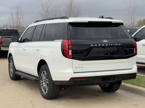 2026 Ford Expedition Active